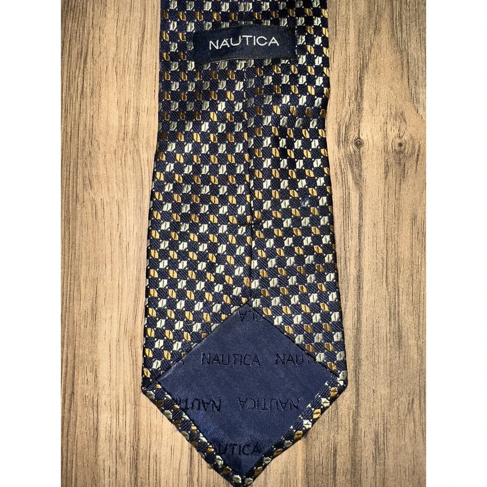 Nautica Men's Neck Tie‎ Blue 100% Silk